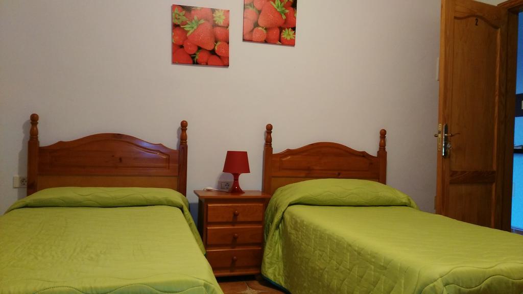 Pension Amparo Las Hayas Valle Gran Rey Ruang foto